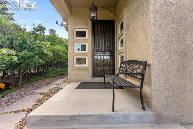 2585 Dunfries Court