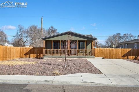 Photo of 2203 W 15th Street, Pueblo, CO 81003 (MLS # 3417921)