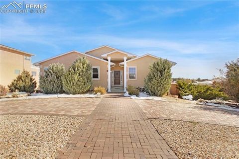 Photo of 946 S Greenway Avenue, Pueblo West, CO 81007 (MLS # 7610192) Photo of 946 S Greenway Avenue, Pueblo West, CO 81007 (MLS # 7610192)