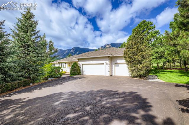 385 Hidden Creek Drive