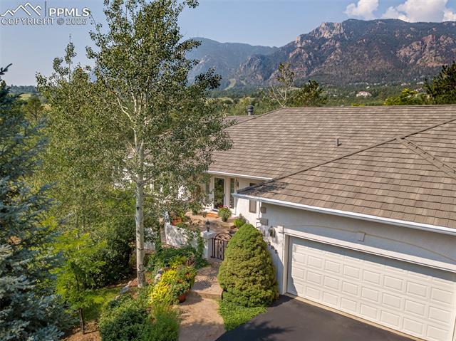385 Hidden Creek Drive
