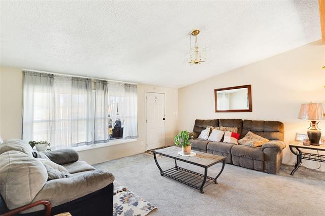 1621 Carltonia Street