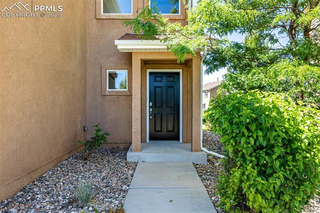 5718 Badenoch Terrace