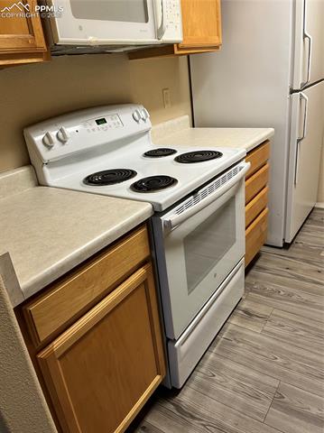 443 S 1st Street 23