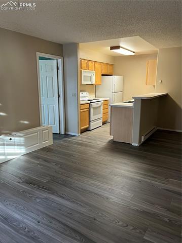 443 S 1st Street 23