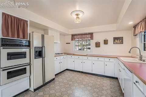 Tiny photo for 419 Chamberlin Place, Colorado Springs, CO 80906 (MLS # 1386173)