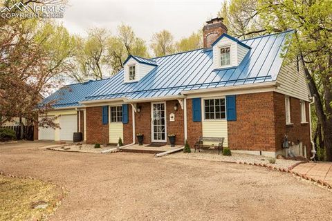 Photo of 419 Chamberlin Place, Colorado Springs, CO 80906 (MLS # 1386173)