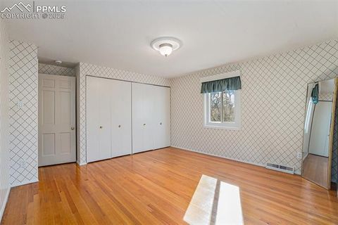 Tiny photo for 419 Chamberlin Place, Colorado Springs, CO 80906 (MLS # 1386173)