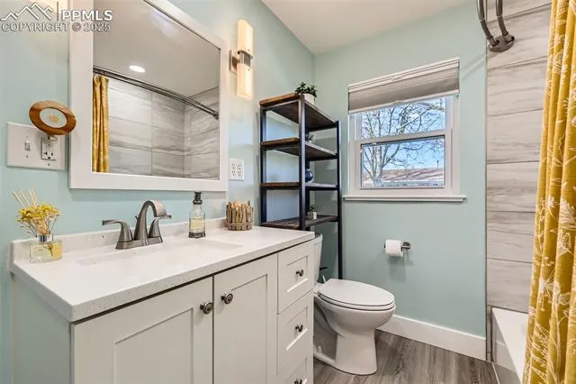 Colorado Springs, Colorado 80907, United States, 5 Bedrooms Bedrooms, ,2 BathroomsBathrooms,Residential,Active,84286