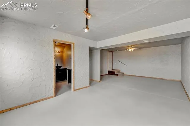 Guffey, Colorado 80820, United States, 3 Bedrooms Bedrooms, ,2 BathroomsBathrooms,Residential,Active,230