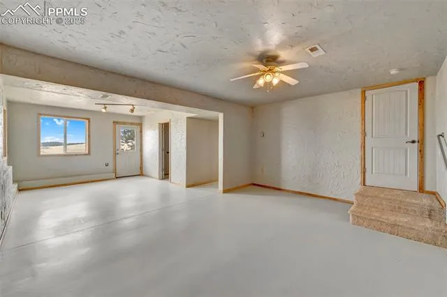 Guffey, Colorado 80820, United States, 3 Bedrooms Bedrooms, ,2 BathroomsBathrooms,Residential,Active,230