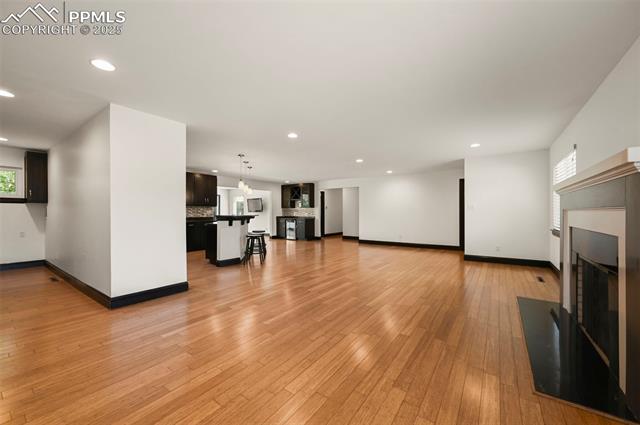 2520 Hill Circle