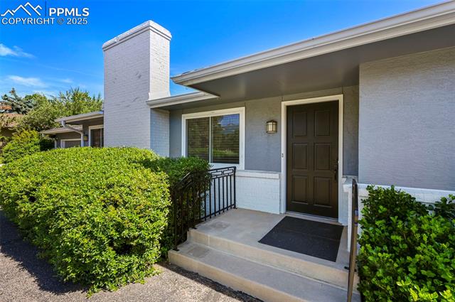 2520 Hill Circle