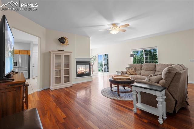 4215 Los Ranchitos Drive