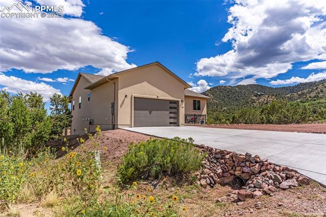 418 Greenhorn Drive