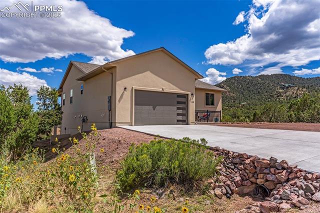 418 Greenhorn Drive