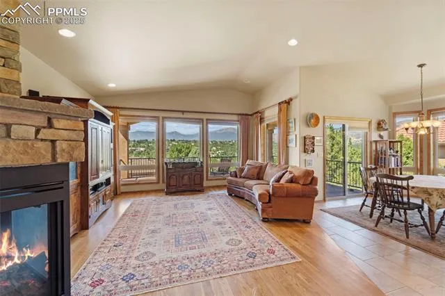 Colorado Springs, Colorado 80919, United States, 4 Bedrooms Bedrooms, ,3 BathroomsBathrooms,Residential,Active,190692