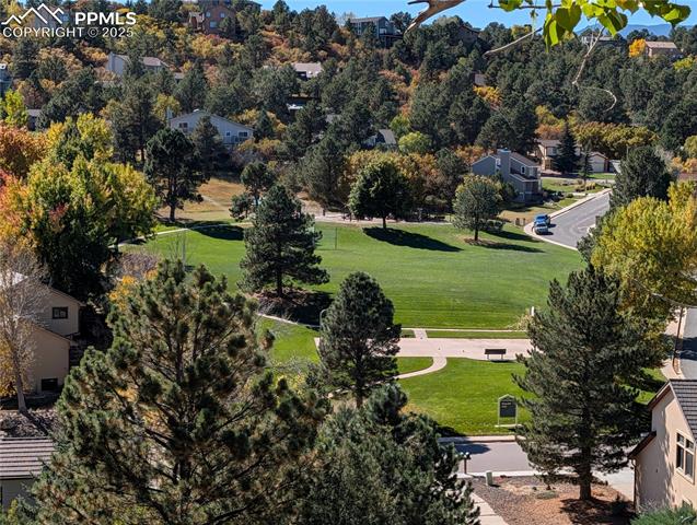 1285 Golden Hills Road