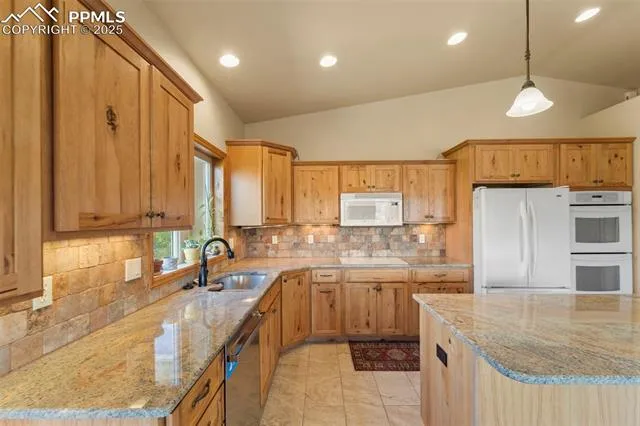 Colorado Springs, Colorado 80919, United States, 4 Bedrooms Bedrooms, ,3 BathroomsBathrooms,Residential,Active,190692