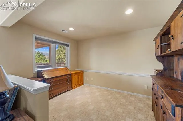 Colorado Springs, Colorado 80919, United States, 4 Bedrooms Bedrooms, ,3 BathroomsBathrooms,Residential,Active,190692