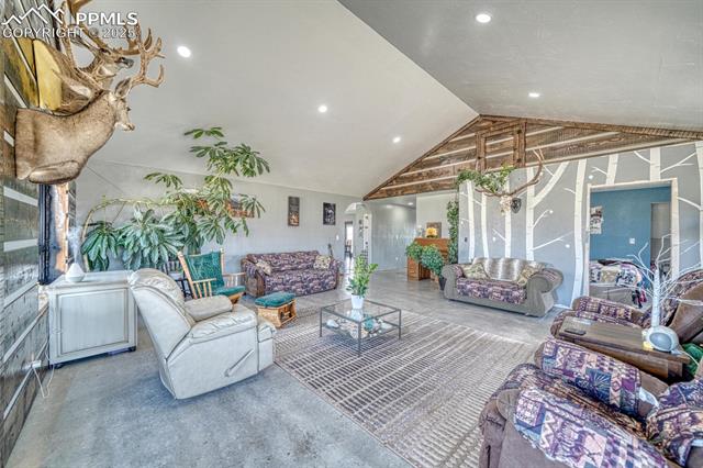 1750 County Road 160