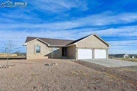 1169 E Canary Drive Pueblo CO 81007