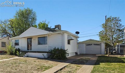 Photo of 2502 Columbine Avenue, Pueblo, CO 81004 (MLS # 7631182)
