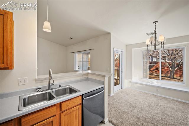 3870 Strawberry Field Grove F