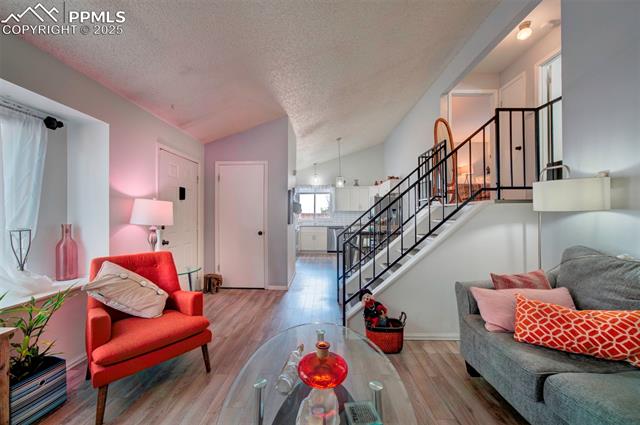 4532 Harwood Road