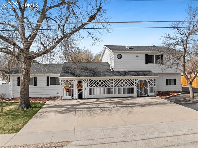 1641 Acacia Drive