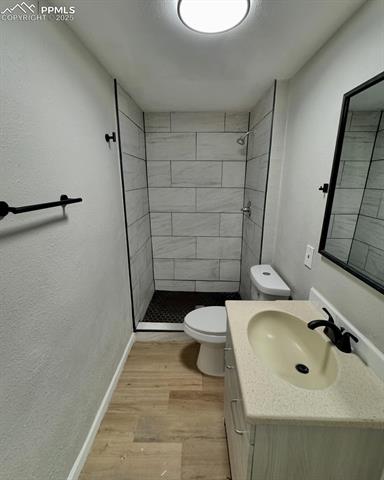 1126 E Moreno Avenue