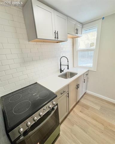 1126 E Moreno Avenue