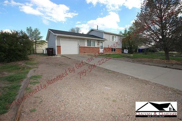 MLS: R11639461