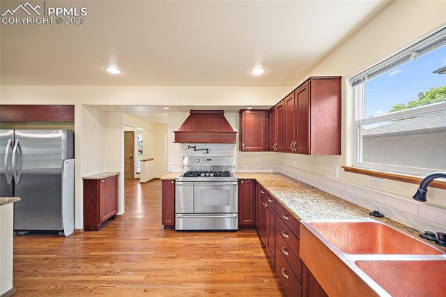 8112 Old Exchange Drive