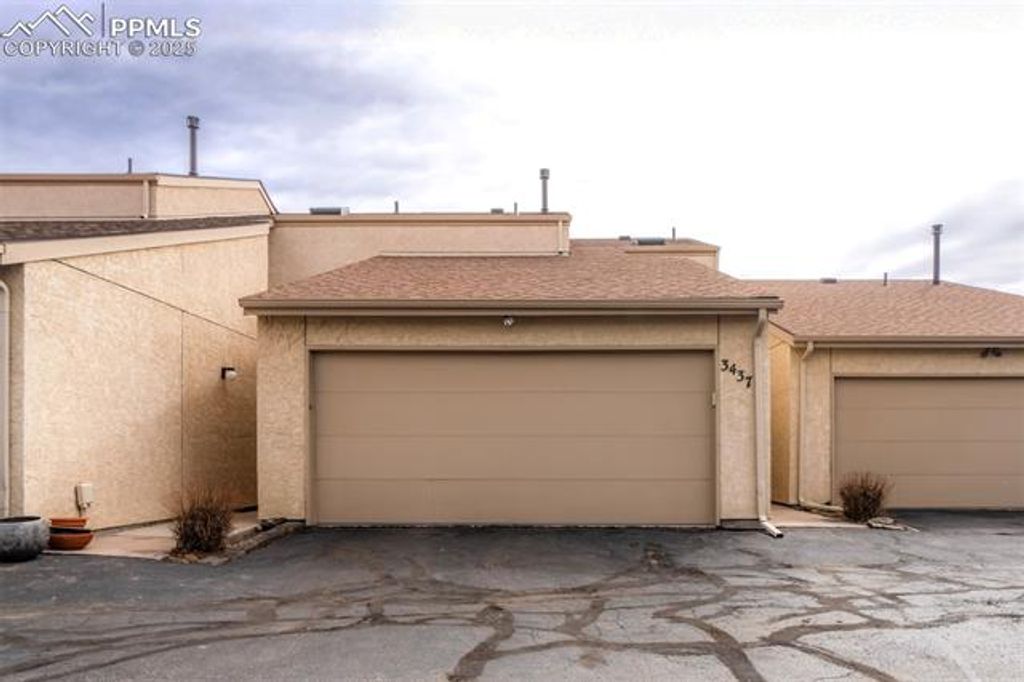 listing image 0
