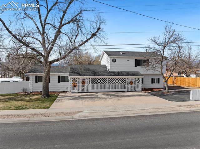 1641 Acacia Drive