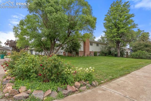 302 Cielo Vista Street