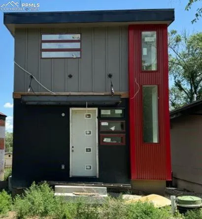 Colorado Springs, Colorado 80904, United States, 2 Bedrooms Bedrooms, ,3 BathroomsBathrooms,Residential,Active,52668
