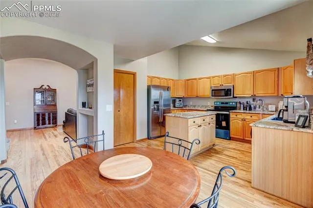 Colorado Springs, Colorado 80922, United States, 4 Bedrooms Bedrooms, ,4 BathroomsBathrooms,Residential,Active,183010