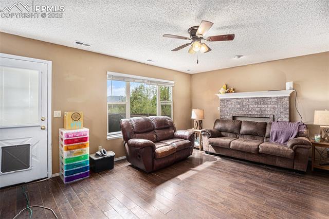 6518 Sproul Lane