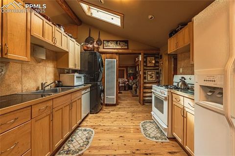 Tiny photo for 480 Bear Creek Place, Colorado Springs, CO 80906 (MLS # 7398401)