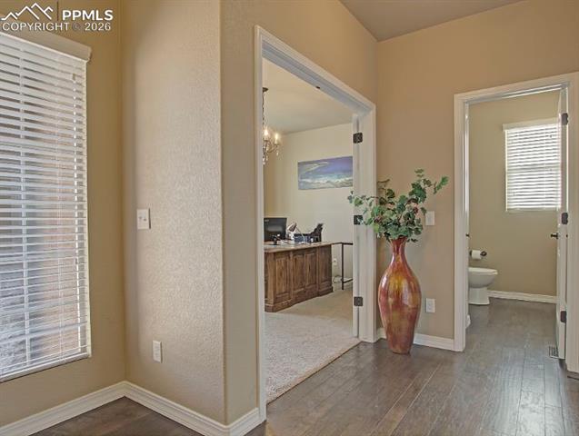 7104 Lindquist Court