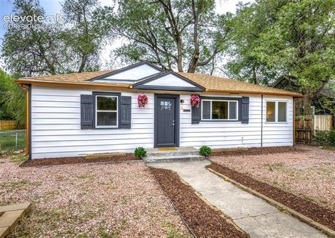 Photo of 939 E Las Animas Street, Colorado Springs, CO 80903 (MLS # 5155231)