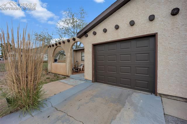 992 S Elbow Drive