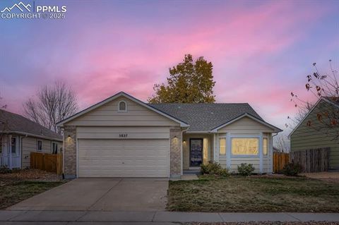 5827 Uncompahgre Street Colorado Springs CO 80923