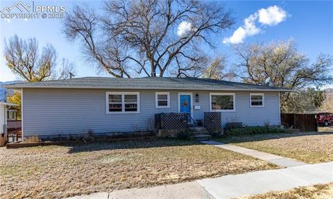 Photo of 710 N 30th Street, Colorado Springs, CO 80904 (MLS # 1554940)