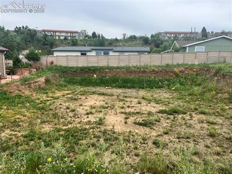 Photo of 1971 Lone Willow View, Colorado Springs, CO 80904 (MLS # 4004800)