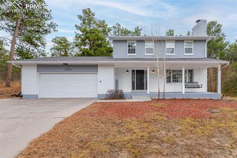 Photo of 18935 Birchwood Way, Monument, CO 80132 (MLS # 2213193)