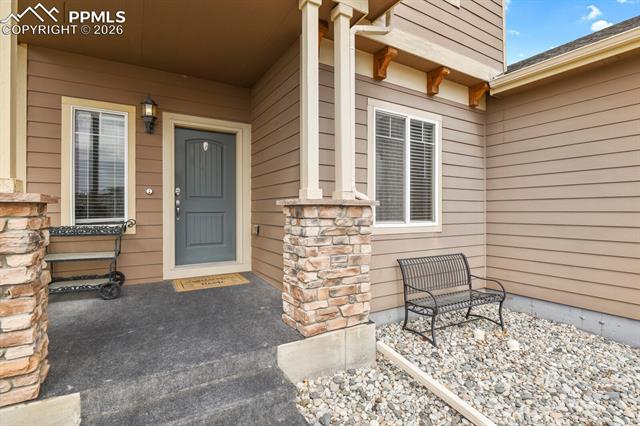 6776 Red Cardinal Loop