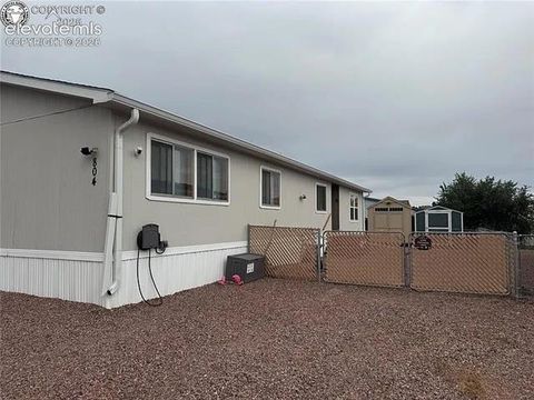 Tiny photo for 804 N Raynolds Avenue, Canon City, CO 81212 (MLS # 7703596)